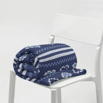Love Knitted Print Throw Blanket - Blue and White Hearts 50″ × 60″